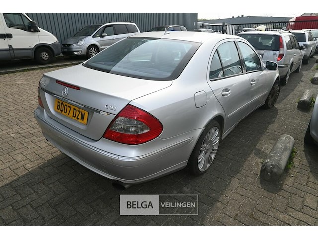 Mercedes e280 cdi - afbeelding 7 van  10