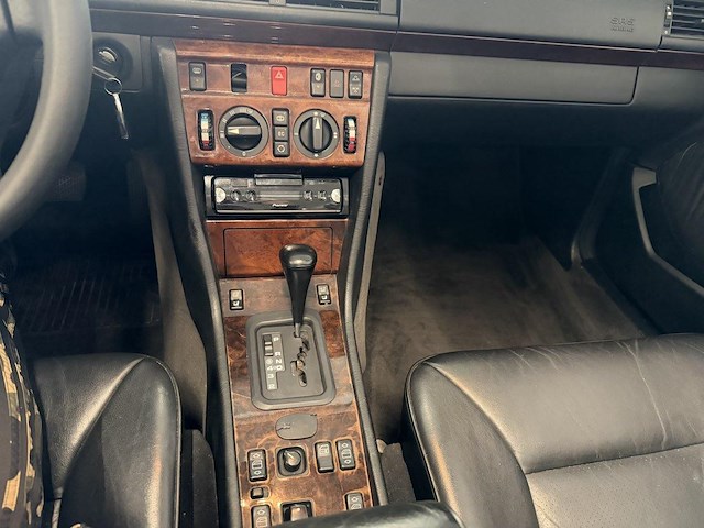 Mercedes e320, 1996 - afbeelding 7 van  25