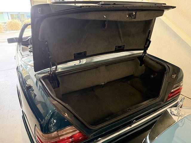 Mercedes e320, 1996 - afbeelding 23 van  25