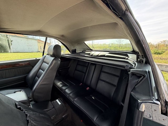 Mercedes e320 - afbeelding 6 van  26