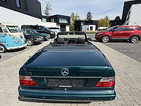 Mercedes e320 - afbeelding 10 van  26