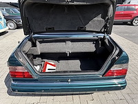 Mercedes e320 - afbeelding 24 van  26