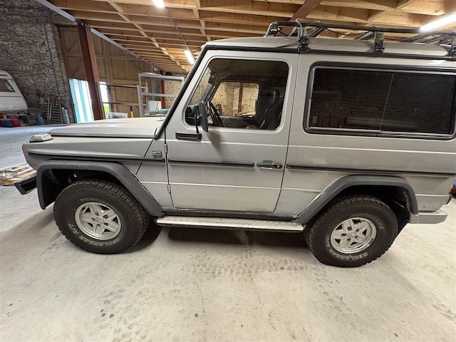 Mercedes g300d - afbeelding 12 van  28