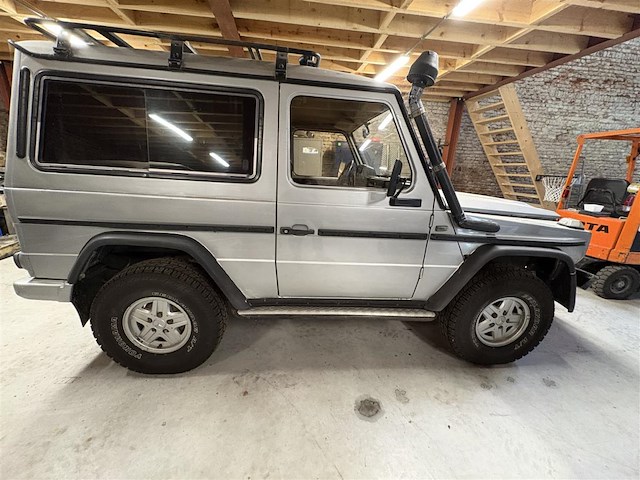 Mercedes g300d - afbeelding 25 van  28