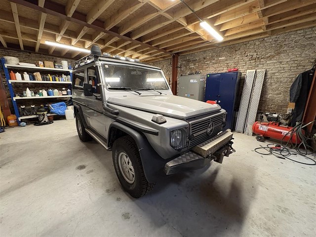 Mercedes g300d - afbeelding 26 van  28