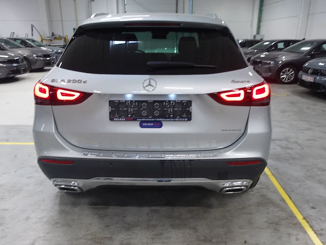 Mercedes gla200 - afbeelding 18 van  23