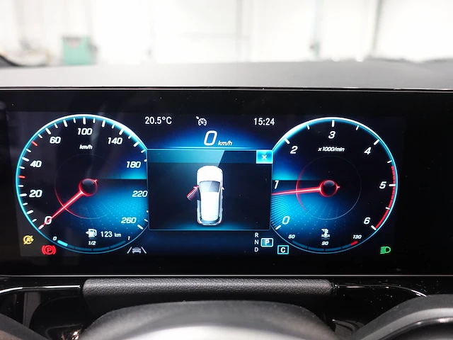 Mercedes gla200 - afbeelding 22 van  23