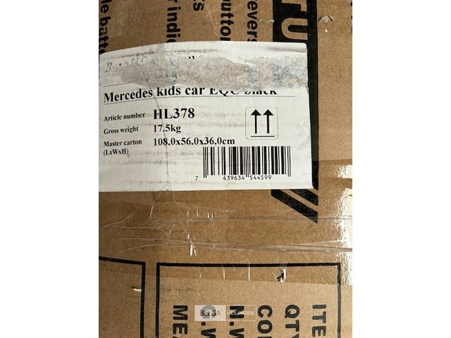 Mercedes kids car eqc - black - afbeelding 4 van  4