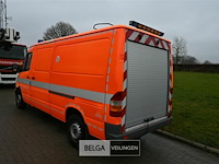 Mercedes lichte vrachtwagen - afbeelding 11 van  23