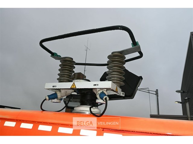 Mercedes lichte vrachtwagen - afbeelding 18 van  23