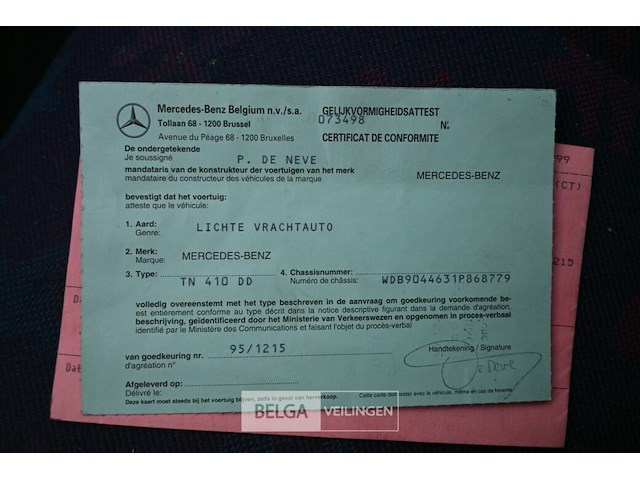 Mercedes lichte vrachtwagen - afbeelding 9 van  26