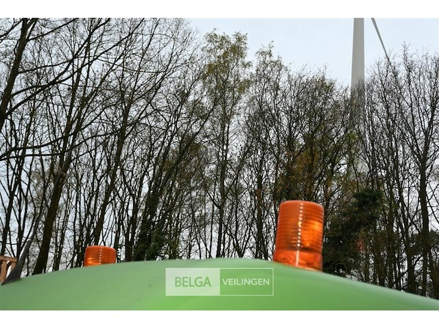 Mercedes lichte vrachtwagen - afbeelding 18 van  26