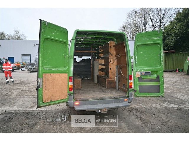 Mercedes lichte vrachtwagen - afbeelding 23 van  26