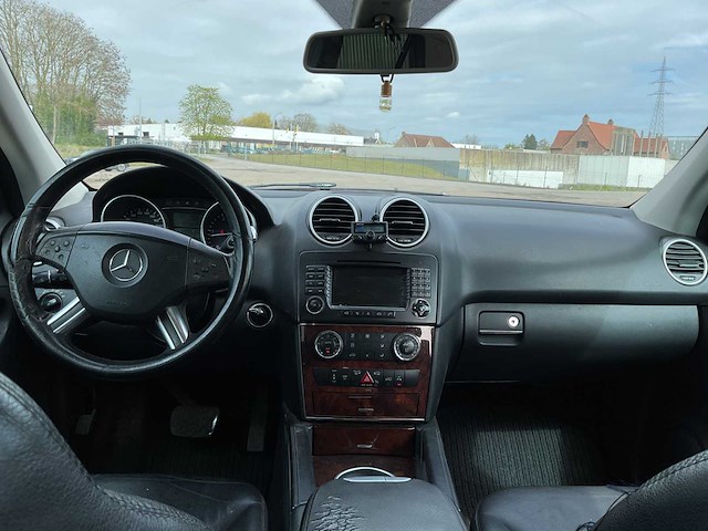 Mercedes ml 280cdi - afbeelding 14 van  20
