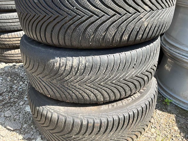 Mercedes multi-merk set van 4 mercedes-banden + velgen - afbeelding 6 van  11