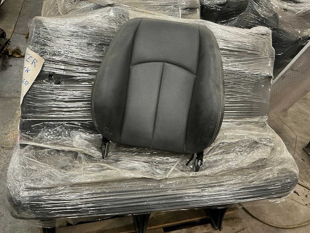 Mercedes partij auto-zetels - afbeelding 1 van  15