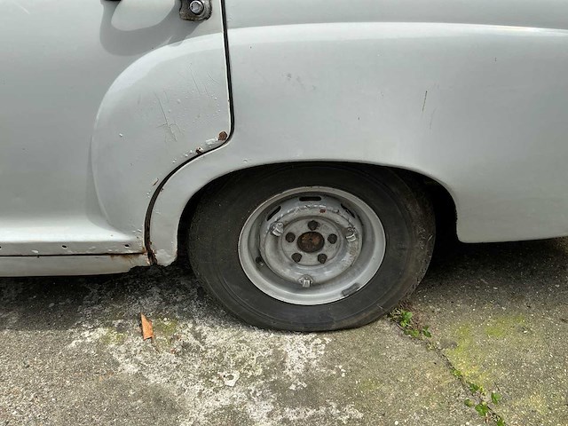 Mercedes ponton 190d oldtimer - afbeelding 3 van  24