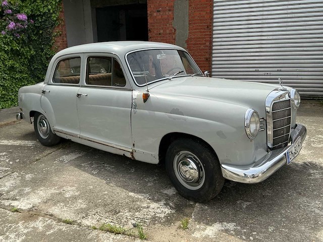 Mercedes ponton 190d oldtimer - afbeelding 23 van  24