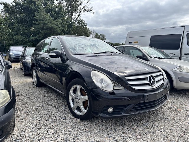 Mercedes r-klasse - afbeelding 7 van  13