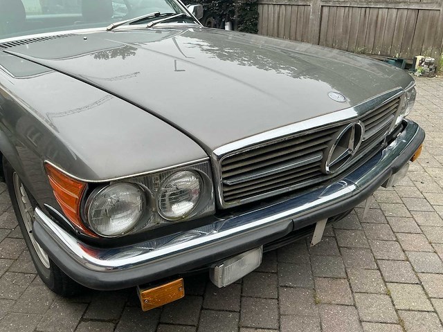 Mercedes r107 sl280 oldtimer - afbeelding 6 van  32