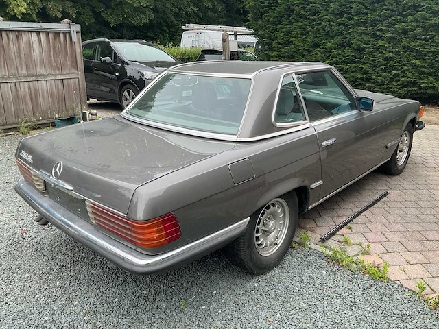 Mercedes r107 sl280 oldtimer - afbeelding 28 van  32