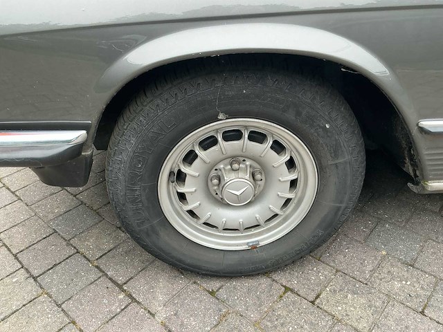 Mercedes r107 sl280 oldtimer - afbeelding 32 van  32