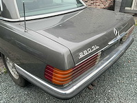 Mercedes r107 sl280 oldtimer - afbeelding 9 van  32