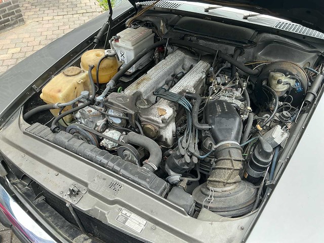 Mercedes r107 sl280 oldtimer - afbeelding 24 van  32