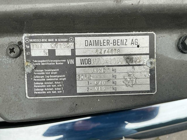 Mercedes r107 sl280 oldtimer - afbeelding 25 van  32