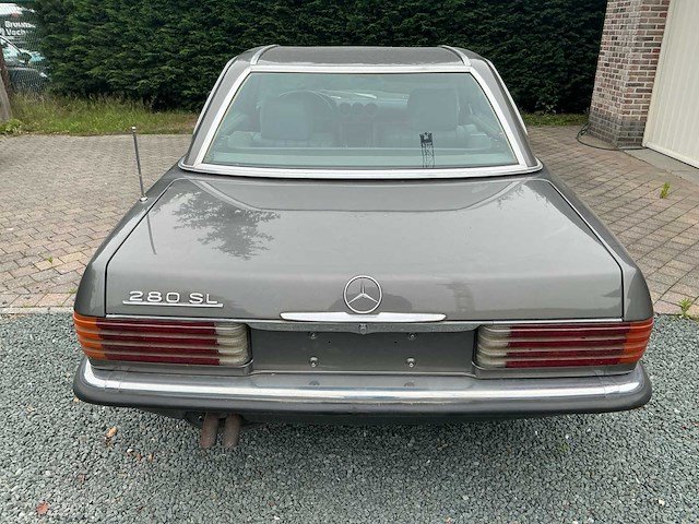 Mercedes r107 sl280 oldtimer - afbeelding 27 van  32