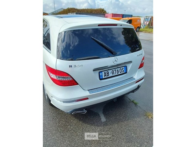 Mercedes r350, enkel voor vergunninghouders en erkende centra voor verschrotting - afbeelding 2 van  5