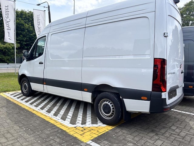 Mercedes sprinter, 2024 - afbeelding 23 van  26