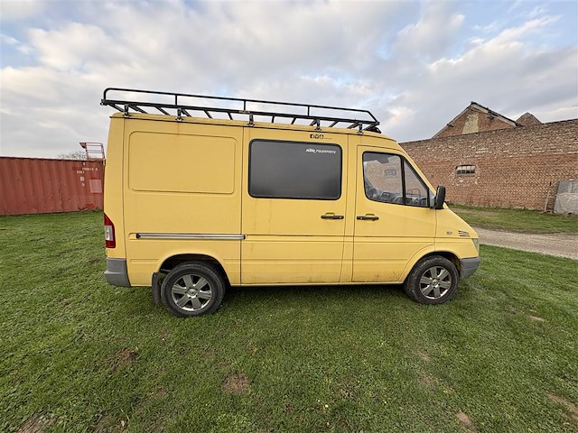 Mercedes sprinter 208cdi - afbeelding 31 van  33