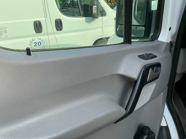 Mercedes sprinter 906bb35 bedrijfswagen met koel en diepvriesinstallatie - afbeelding 7 van  18