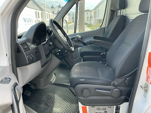 Mercedes sprinter 906bb35 bedrijfswagen met koel en diepvriesinstallatie - afbeelding 8 van  18