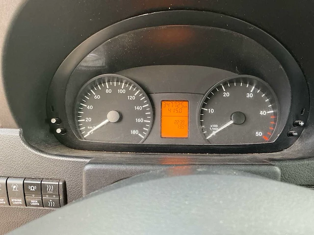 Mercedes sprinter 906ka 50/4x4 camper - afbeelding 13 van  47