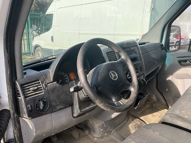 Mercedes sprinter bus - afbeelding 14 van  30