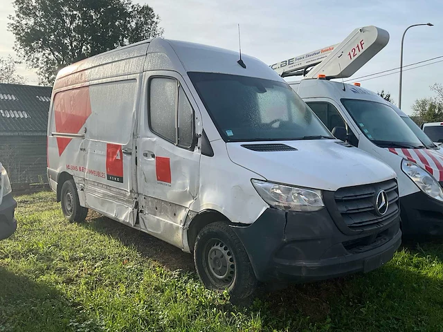 Mercedes sprinter bus - afbeelding 27 van  28