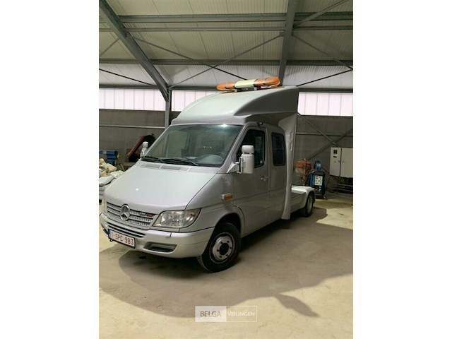 Mercedes trekker tr - afbeelding 1 van  25