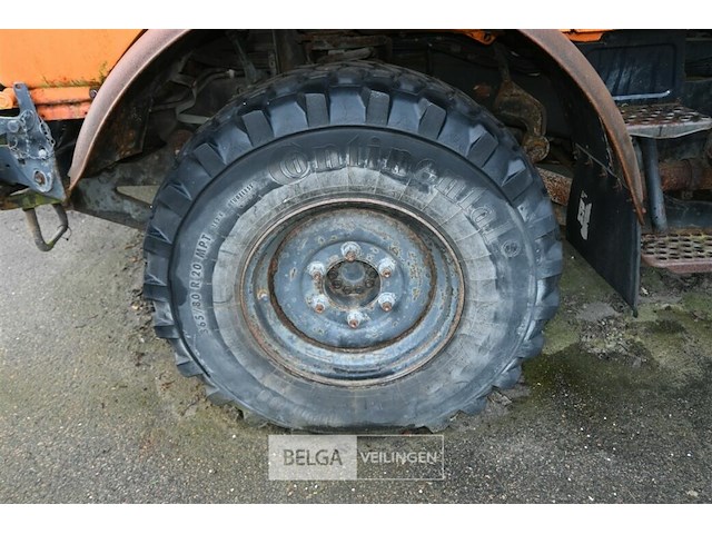 Mercedes unimog vrachtwagen - afbeelding 11 van  19