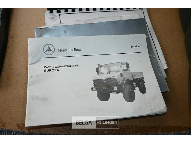 Mercedes unimog vrachtwagen - afbeelding 18 van  19