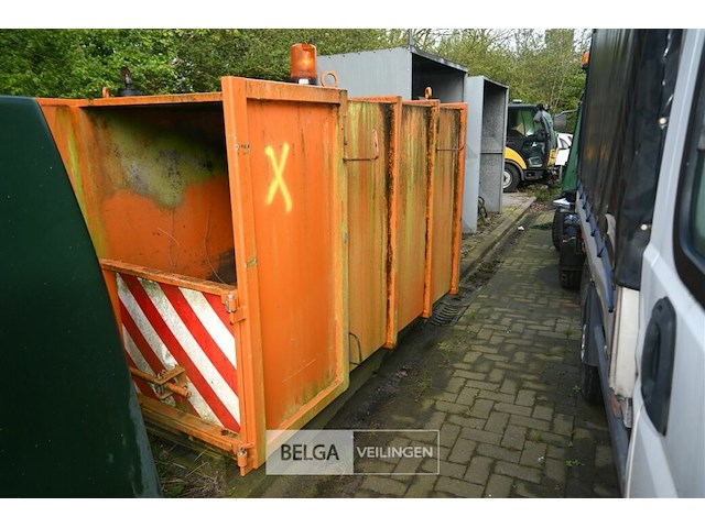 Mercedes unimog vrachtwagen - afbeelding 19 van  19