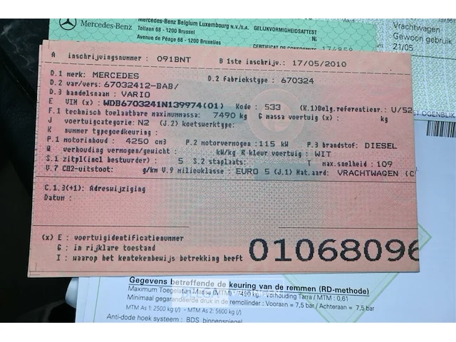 Mercedes vario vrachtwagen - afbeelding 9 van  30
