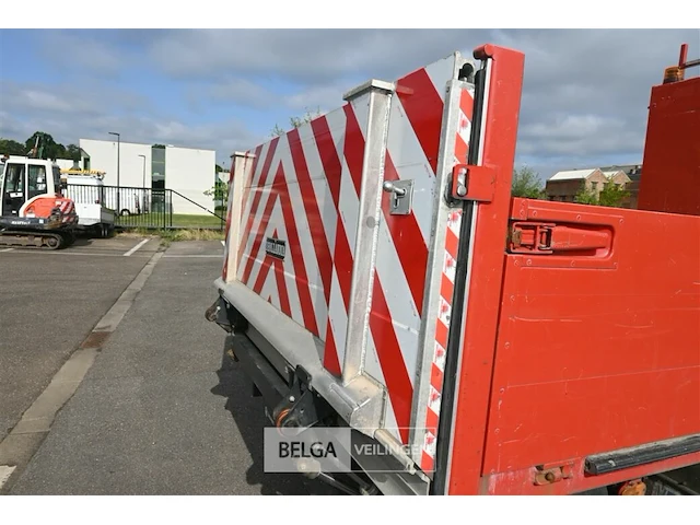 Mercedes vario vrachtwagen - afbeelding 22 van  30