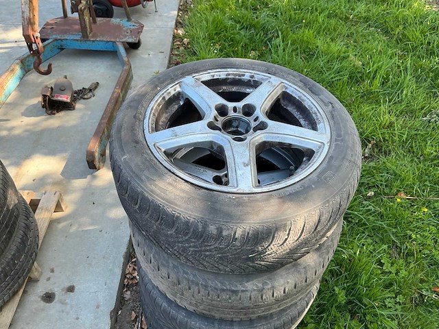 Mercedes velg met band (4x) - afbeelding 1 van  7