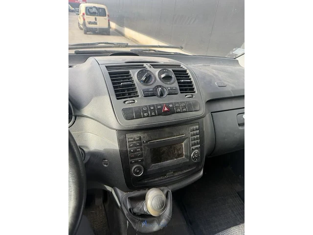 Mercedes vito - 2011 - afbeelding 13 van  13