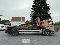 Mercedes vrachtwagen met containersysteem en fassi kraan - afbeelding 4 van  23