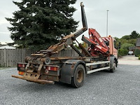 Mercedes vrachtwagen met containersysteem en fassi kraan - afbeelding 6 van  23