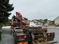 Mercedes vrachtwagen met containersysteem en fassi kraan - afbeelding 9 van  23