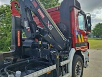 Mercedes vrachtwagen met haakarm en kraan - afbeelding 21 van  21